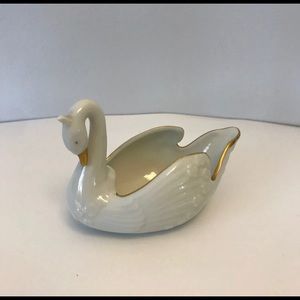The Crown Classic Swan Porcelain Trinket Dish